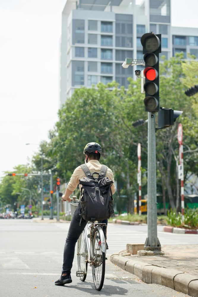 The Most Common Reasons Bicyclists Run Red Lights