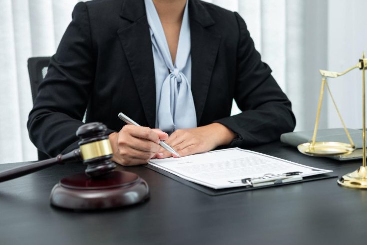 What is a Lien on a Personal Injury Suit?